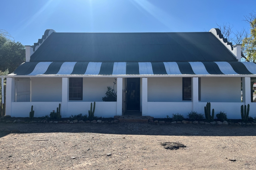 4 Bedroom Property for Sale in Steytlerville Eastern Cape